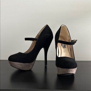 Rue21 Black and Gray/Tan Platform Heels Sz SM